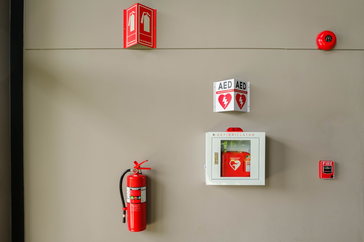 Defibrillators in schools law: legal requirements and regulations