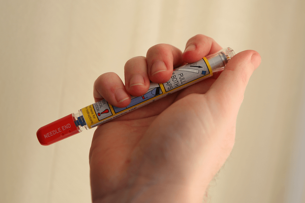 How to Store Your EpiPen this Summer - Featured blog post image for LFA First Response