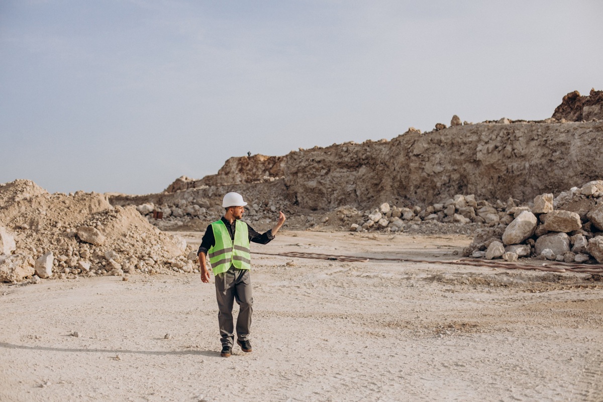 How to Prevent Mining Injuries: A Practical Guide for Safety Officers - Featured hero blog post image for LFA First Response