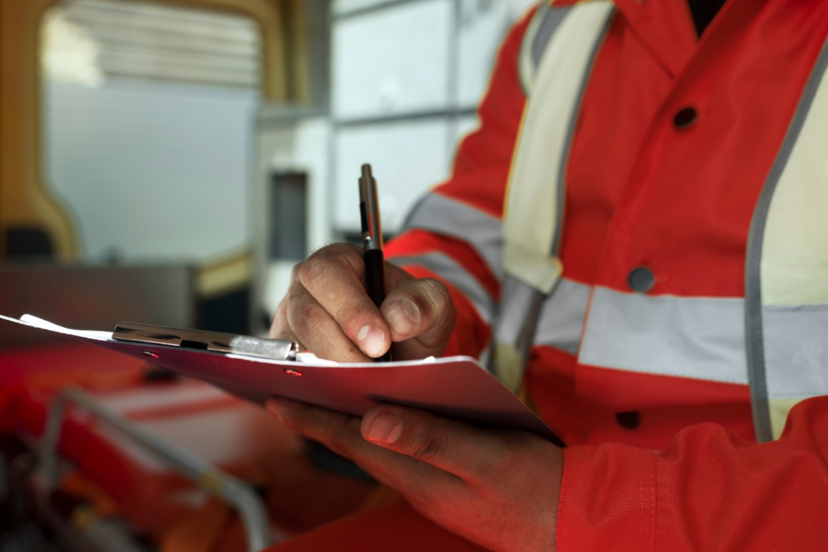 How to stay compliant with mining first aid regulations in 2025 - Featured blog post image for LFA First Response
