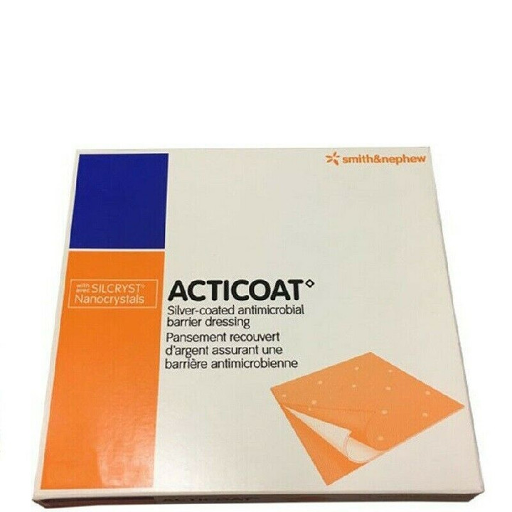 Acticoat Antimicrobial Barrier Dressing 40 x 40cm - Box of 5 - Product showcase image 1 at LFA First Response